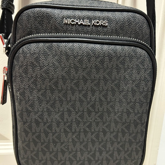 Michael Kors Black Crossbody Bag - Picture 1 of 4